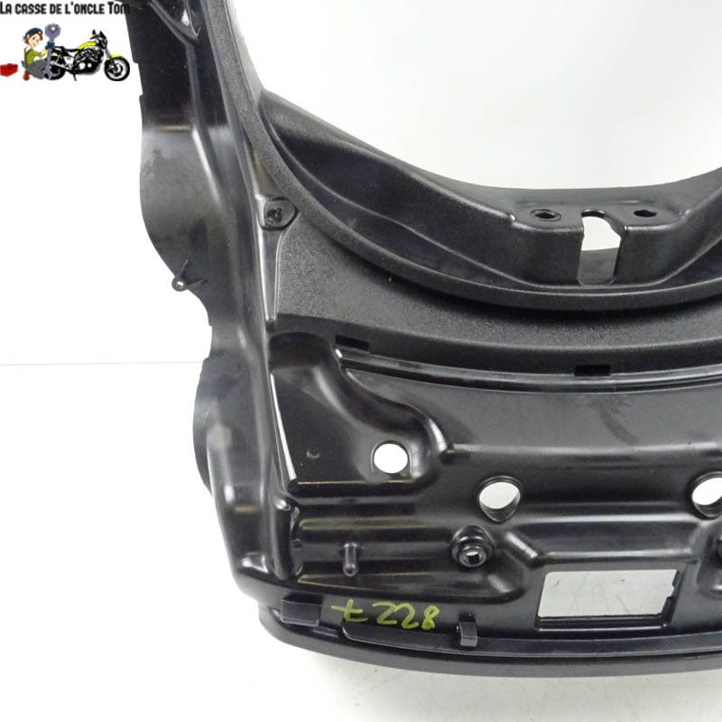 Entourage coffre sous selle  Piaggio 400 MP 3 2011 - CTM-8227-003