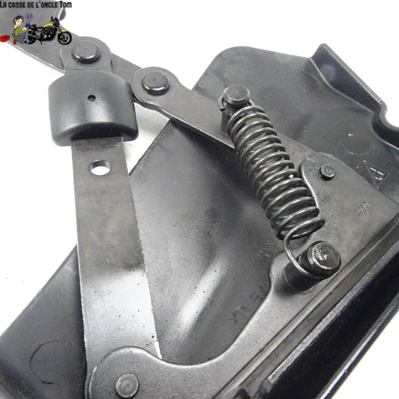 Equerres de coffre Piaggio 400 MP 3 2011 - CTM-8227-040