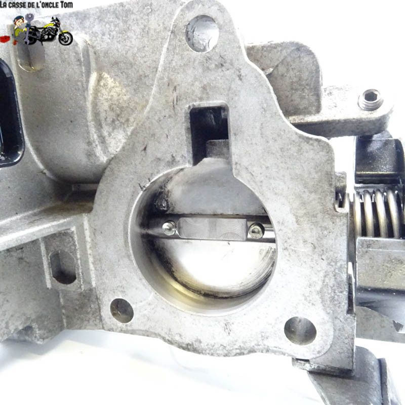 Corps d'injection Piaggio 400 MP 3 2011 - CTM-8227-042