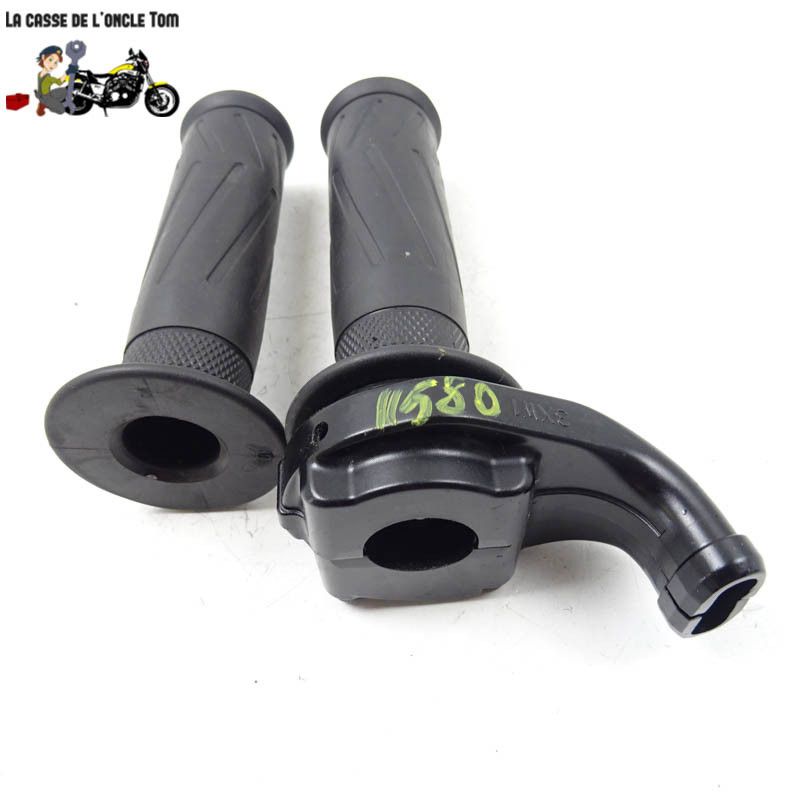 Poignées de gaz et gauche  Yamaha  900 MT-09 2020 - CTM-11580-031