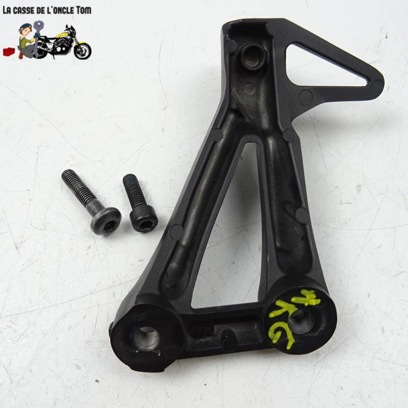 Platine arrière gauche  Yamaha  900 MT-09 2020 - CTM-11580-048