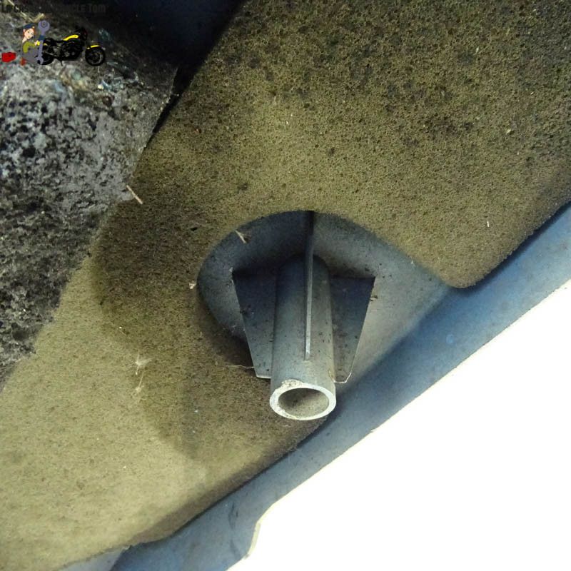 Flanc de carénage droit  Yamaha 1300 FJR 2008 - CTM-11226-001