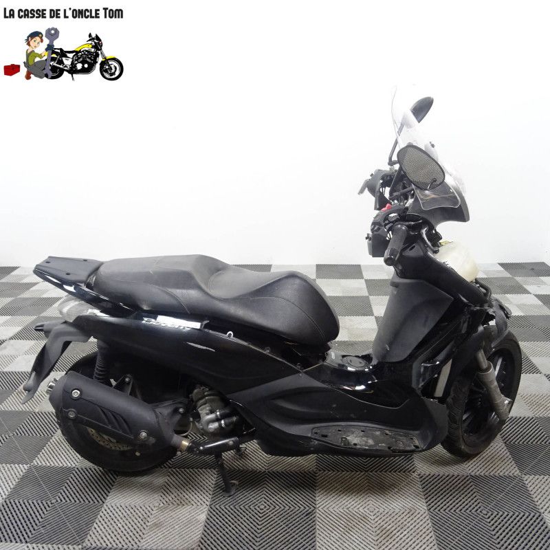 Cassetom - Piaggio 125 Berverly de 2015 - Nos scooters accidentés Cassetom - Piaggio 125 Berverly de 2015 - Nos scooters accidentés