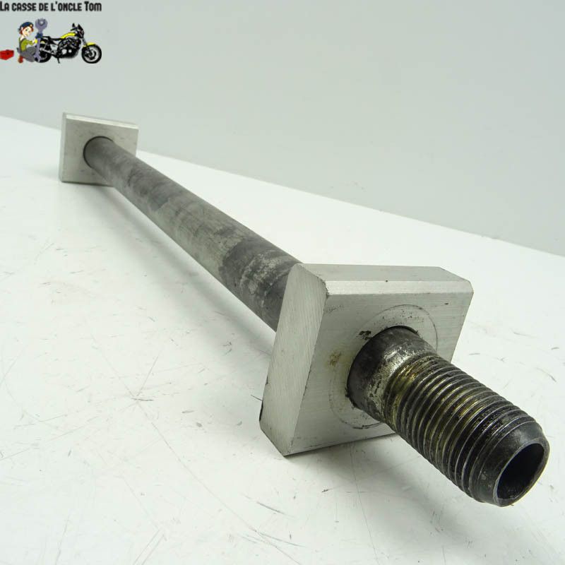 Axe de roue arrière Honda 900 CBR RR SC29 1995 - CTM-8447-063