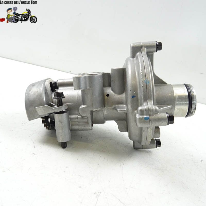 Pompe à eau / pompe à huile Triumph 675 Street triple  2011 - CTM-11843-068