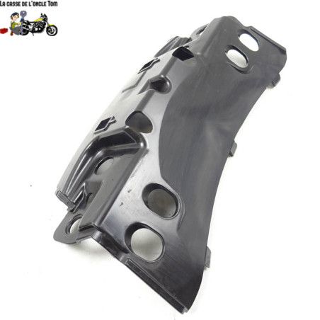 Plastique renfort de boucle arrière Piaggio 400 MP 3 Touring 2011