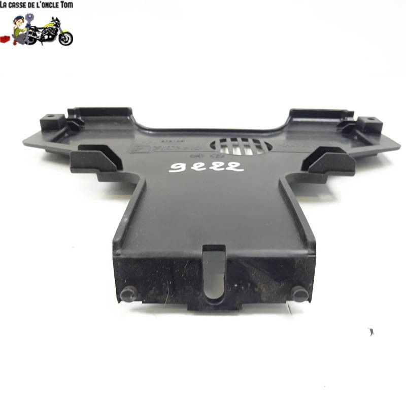 Jonction carénage inférieur Piaggio 400 MP 3 Touring 2011 - CTM-9222-078