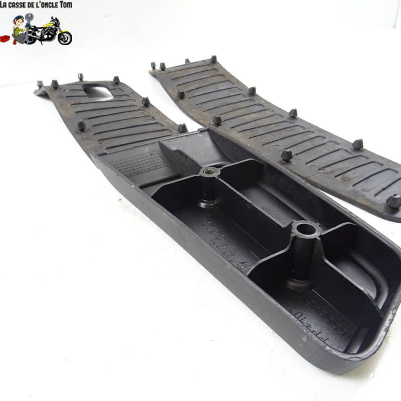 Tapis de marche pie droit et gauche Piaggio 400 MP 3 Touring 2011 - CTM-9222-082