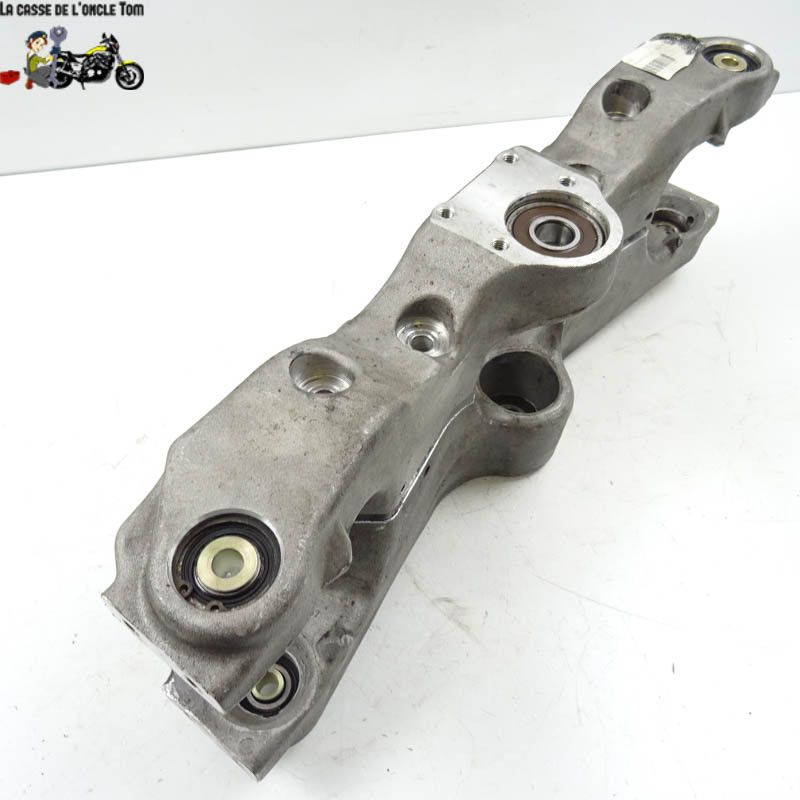 Balancier de suspension inférieur Piaggio 400 MP 3 Touring 2011 - CTM-9222-084