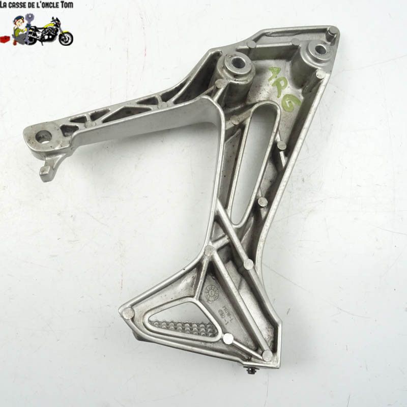 Platine + repose pied arrière gauche Honda 800 VFR  2005 - CTM-10689-002