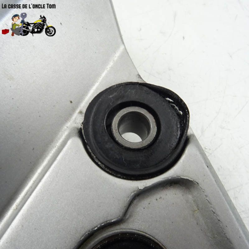 Platine avant droite Suzuki 650 GSF Bandit 2006 - CTM-12094-022