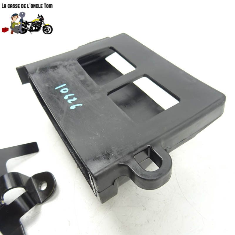 Support boitier CDI caoutchouc + pattes métal Kawasaki 900 Z  ABS  2019 - CTM-10626-008