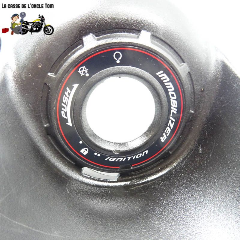 Cache neiman Kawasaki 900 Z  ABS  2019 - CTM-10626-046