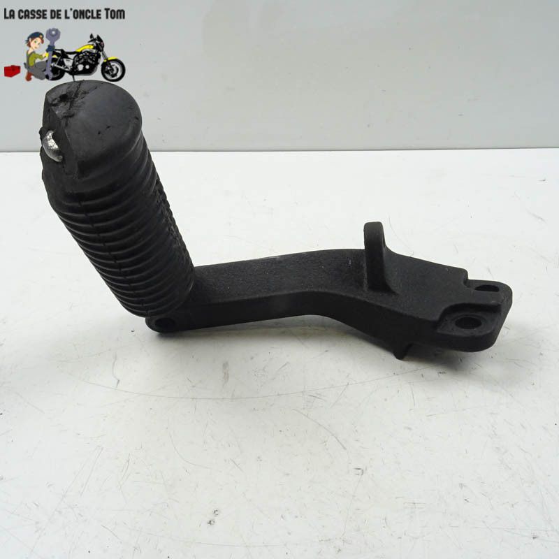 Platine et repose pied arrière gauche Harley Davidson 1690 FXDB 103 2014 - CTM-11519-022