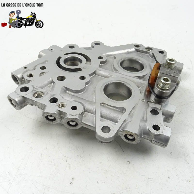 Support d'arbre à cames et pompe à huile Harley Davidson 1690 FXDB 103 2014 - CTM-11519-025