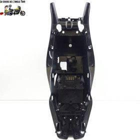 Passage de roue arrière / support batterie KTM 1290 SuperDuke 2015
