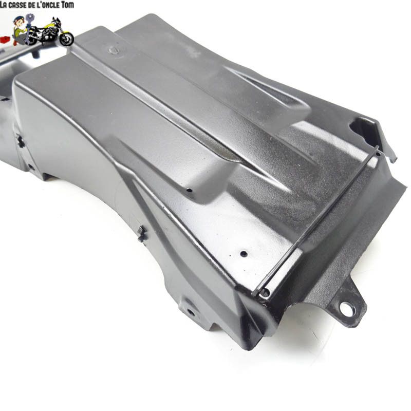 Passage de roue arrière Triumph 1200 SPEED TRIPLE 2021 - CTM-11755-028