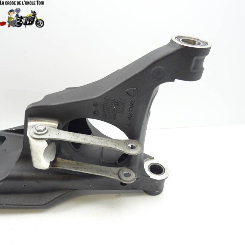 Bras oscillant Ducati 1200 Street fighter 2020 - CTM-11915-077