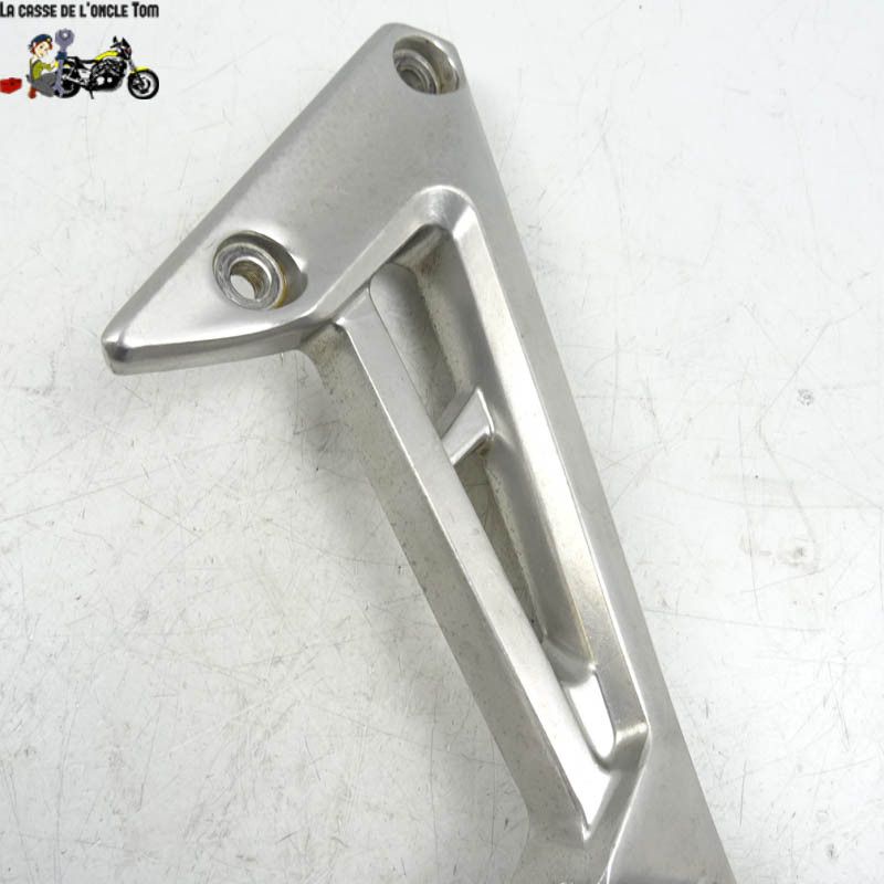 Platine + repose pied arrière droit Yamaha  1000 fazer 2002 - CTM-11034-055