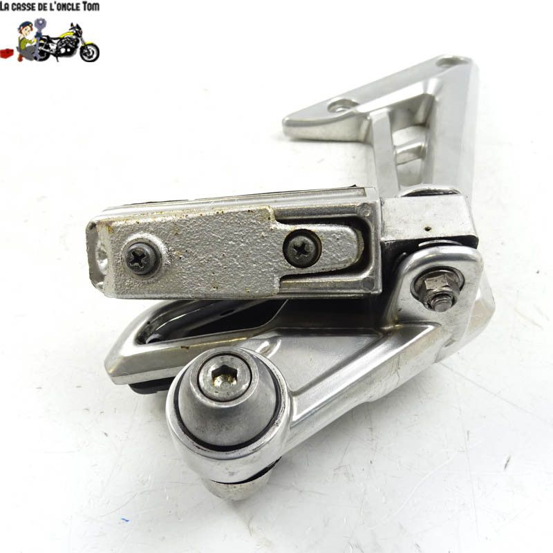 Platine + repose pied arrière droit Yamaha  1000 fazer 2002 - CTM-11034-055