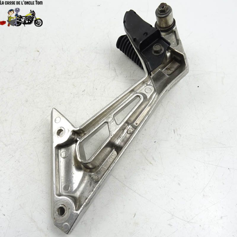 Platine + repose pied arrière droit Yamaha  1000 fazer 2002 - CTM-11034-055