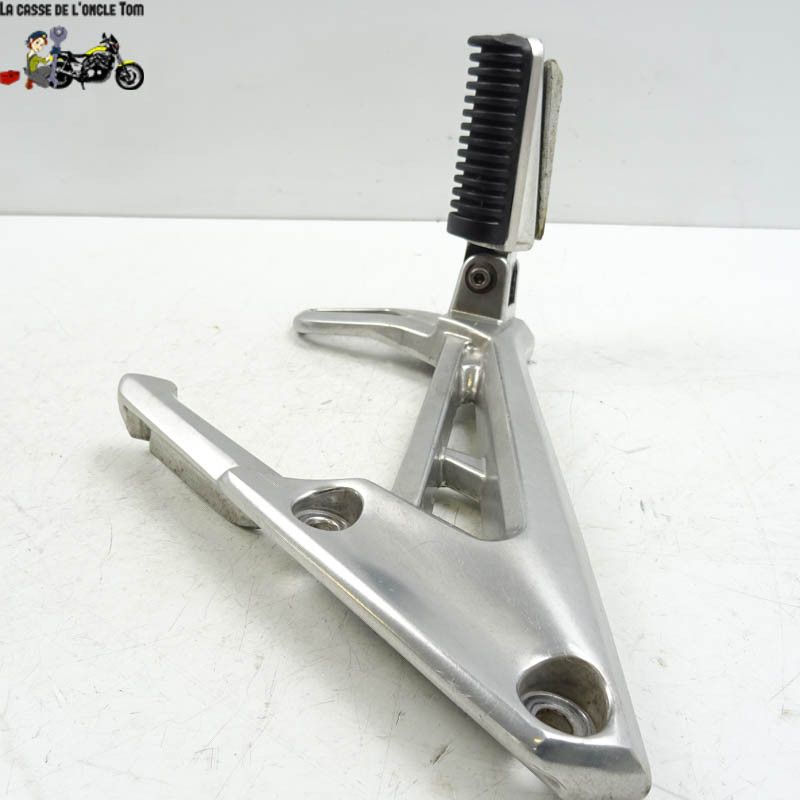 Platine + repose pied arrière gauche Yamaha  1000 fazer 2002 - CTM-11034-057