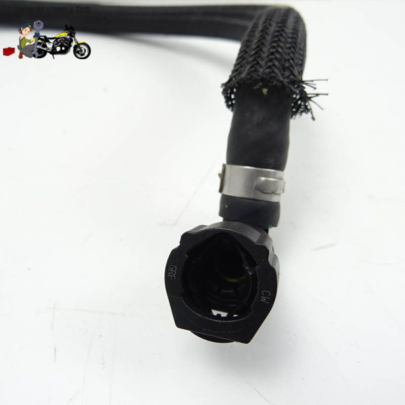 Bougie d'allumage NGK pour Scooter Peugeot 50 Kisbee 2T 2010 à Bougie d'allumage NGK pour Scooter Peugeot 50 Kisbee 2T 2010 à