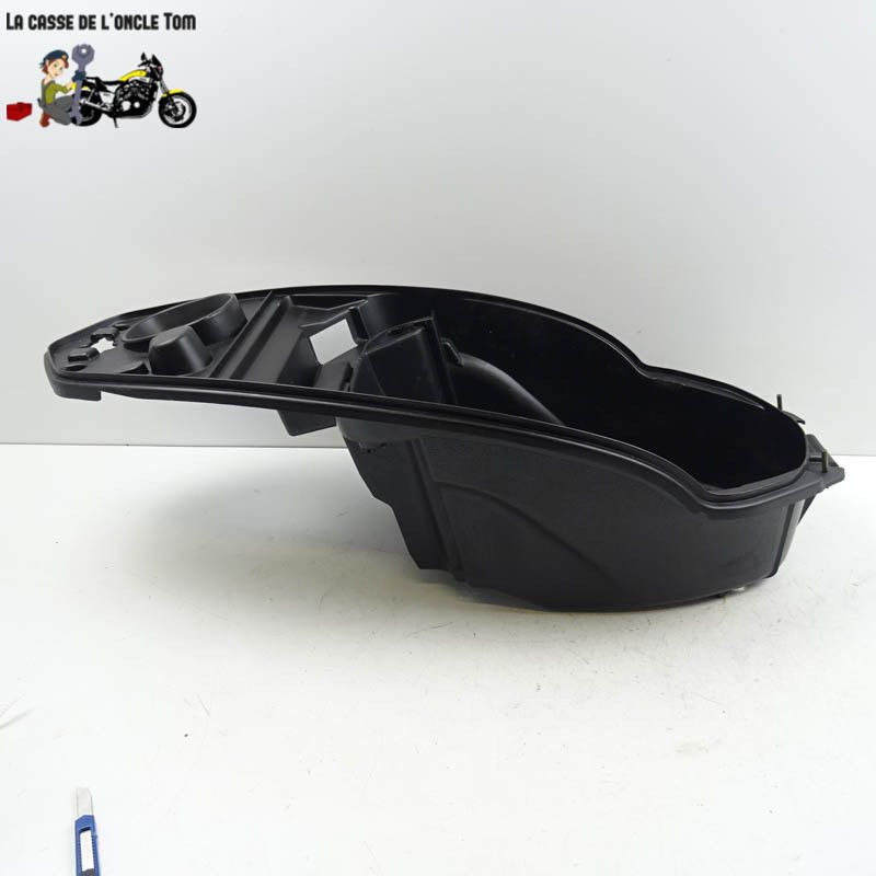 Coffre sous selle Peugeot 50 Kisbee 2019 - CTM-11869-040