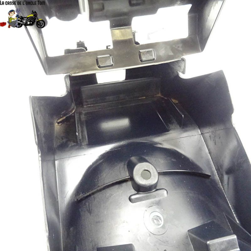 Passage de roue arrière Honda 125 cbr  r 2011 - CTM-11007-045