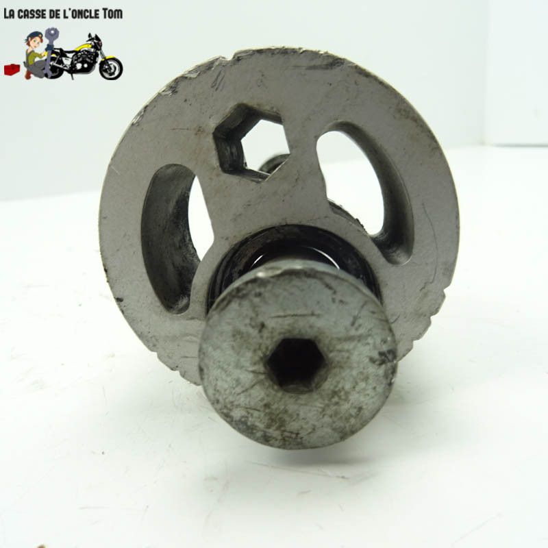 Axe de roue arrière Kawasaki 900 GPZ 1990 - CTM-6510-024