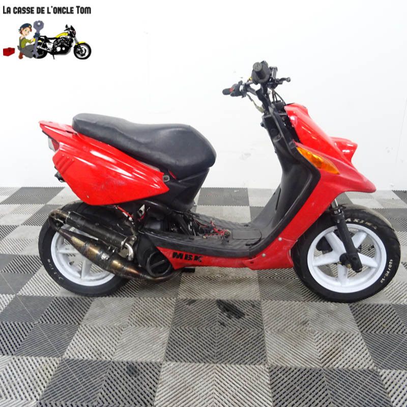 Cassetom - MBK 50 Booster de 2002 - Nos scooters accidentés Cassetom - MBK 50 Booster de 2002 - Nos scooters accidentés