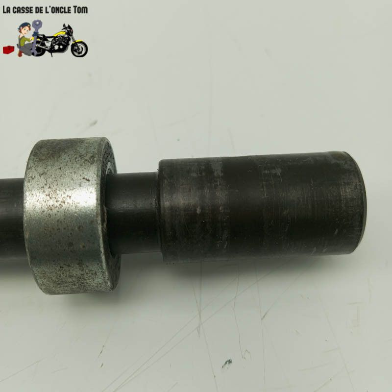 Axe de roue arrière Yamaha 1100 BT BULLDOG 2004 - CTM-10454-068