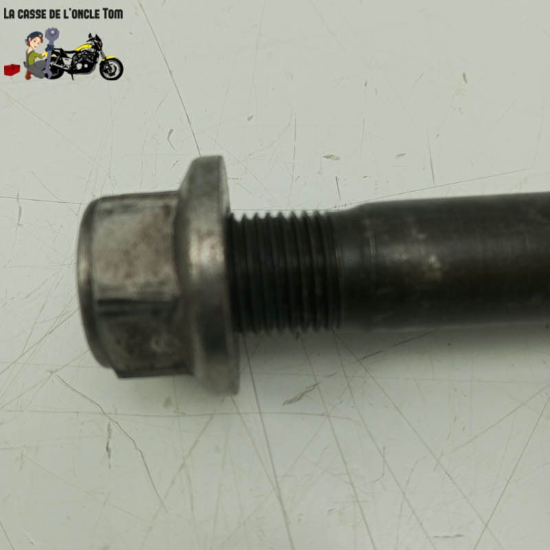 Axe de roue arrière Yamaha 1100 BT BULLDOG 2004 - CTM-10454-068