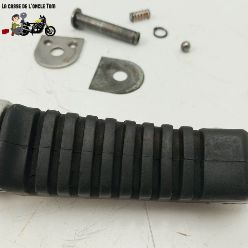 Repose pied arrière gauche Ducati 944 ST2 1998 - CTM-12386-040