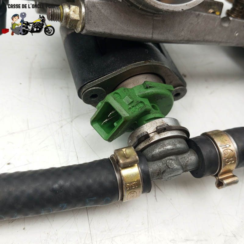 Rampe d'injection Ducati 944 ST2 1998 - CTM-12386-056