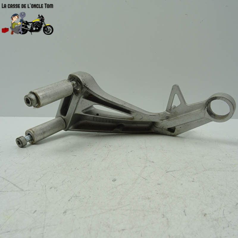 Platine arrière droit  Suzuki 650 sv 2002 - CTM-12245-050