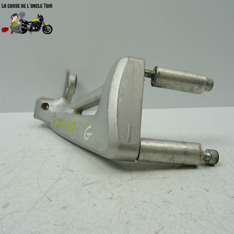 Platine arrière droit  Suzuki 650 sv 2002 - CTM-12245-050