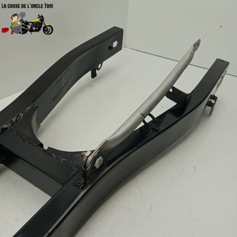 Bras oscillant + renfort Hyosung 125 gv Aquila 2009 - CTM-8345-004