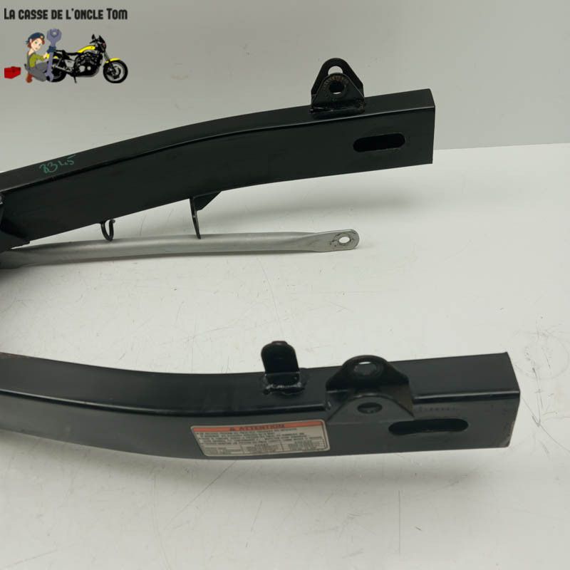 Bras oscillant + renfort Hyosung 125 gv Aquila 2009 - CTM-8345-004