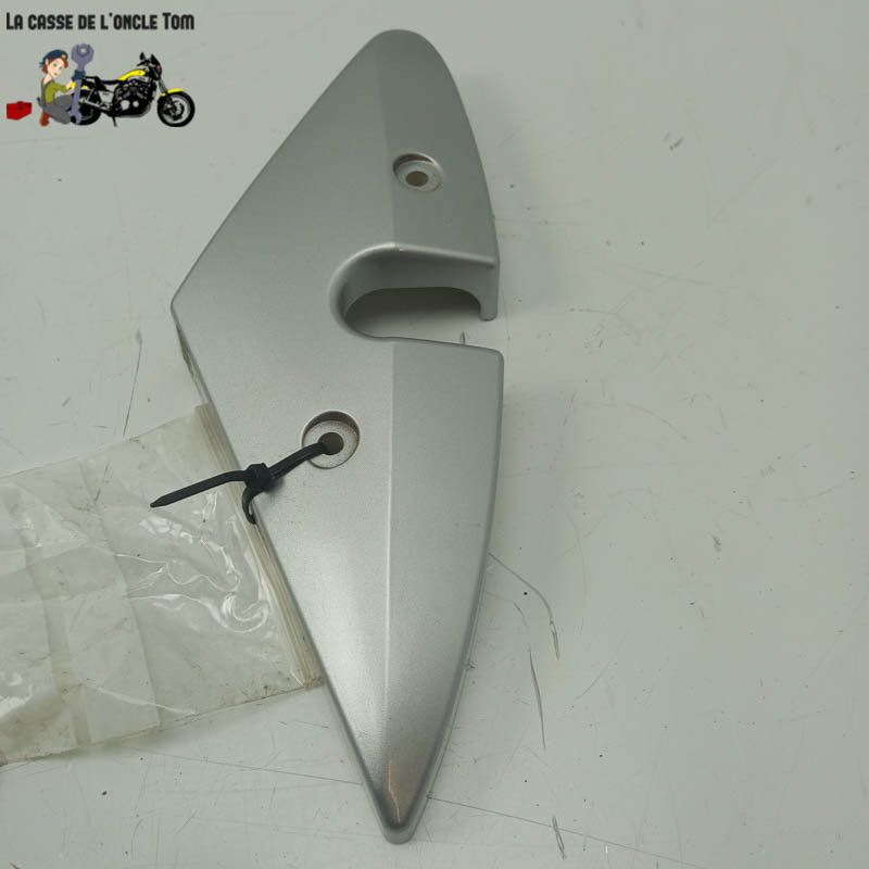 Cache sous selle gauche Hyosung 125 gv Aquila 2009 - CTM-8345-019