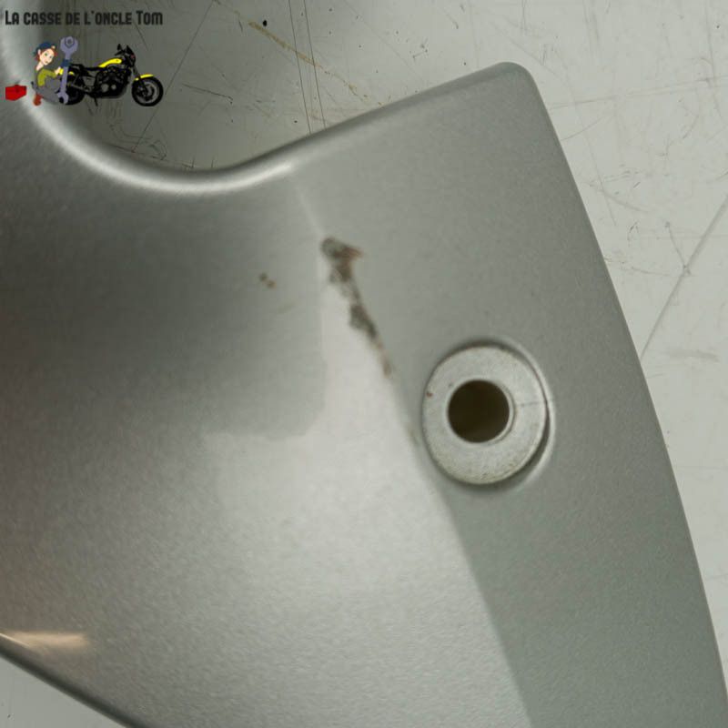 Cache sous selle droit Hyosung 125 gv Aquila 2009 - CTM-8345-020