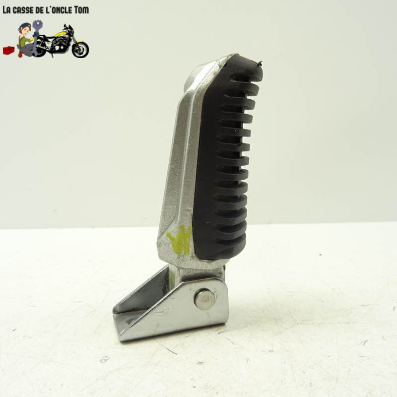 Repose pied arrière  droit  Keeway 125 rkv 2016 - CTM-8737-046