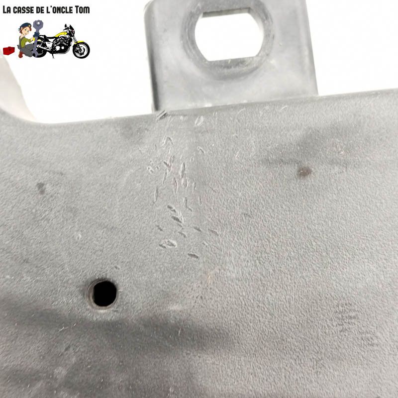 Passage de roue 4 Yamaha  125 yzf 2008 - CTM-R125-075