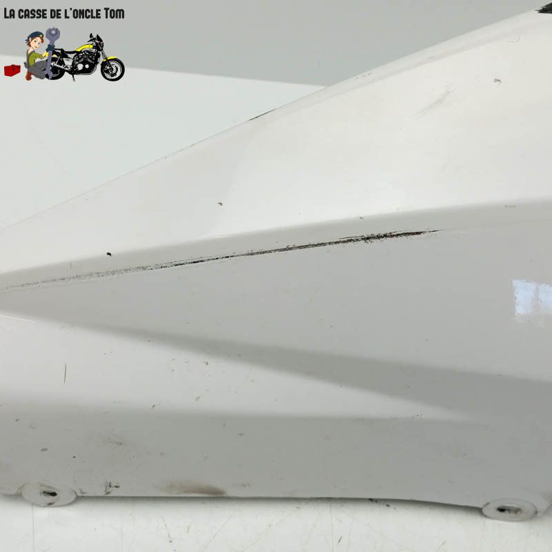 Demi coque arriére droit Yamaha  125 yzf 2008 - CTM-R125-033