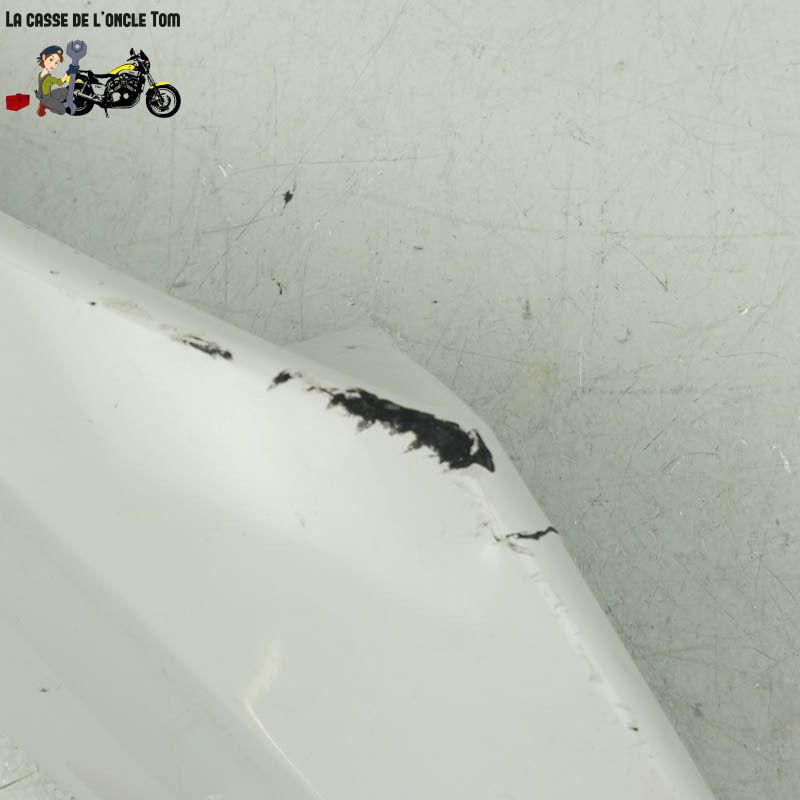 Demi coque arriére gauche  Yamaha  125 yzf 2008 - CTM-R125-026