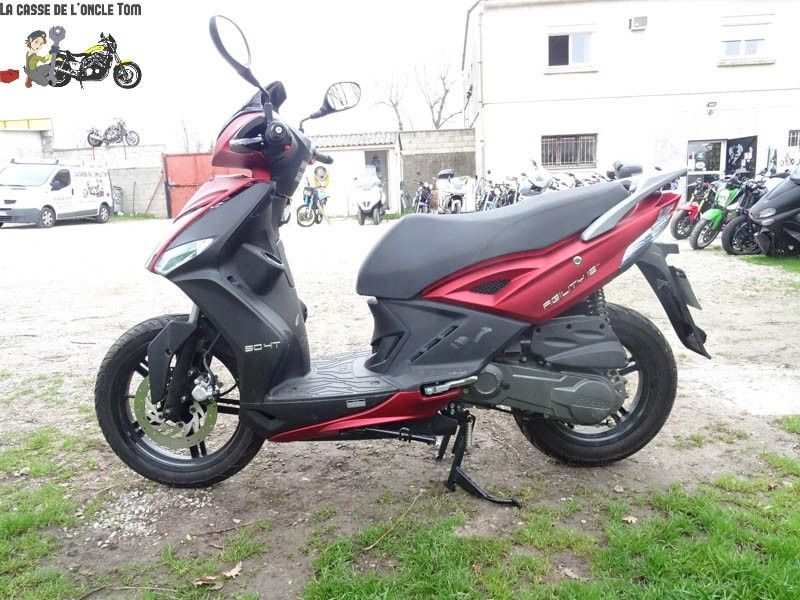 Manette Droite ACCOSSATO Pour KYMCO AGILITY 2019-2020 - Levier Noir - Qualité OEM