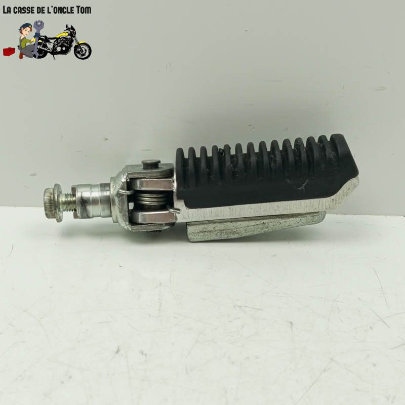 Repose pied avant droit Suzuki 600 gsf bandit 2002 - CTM-9004-018