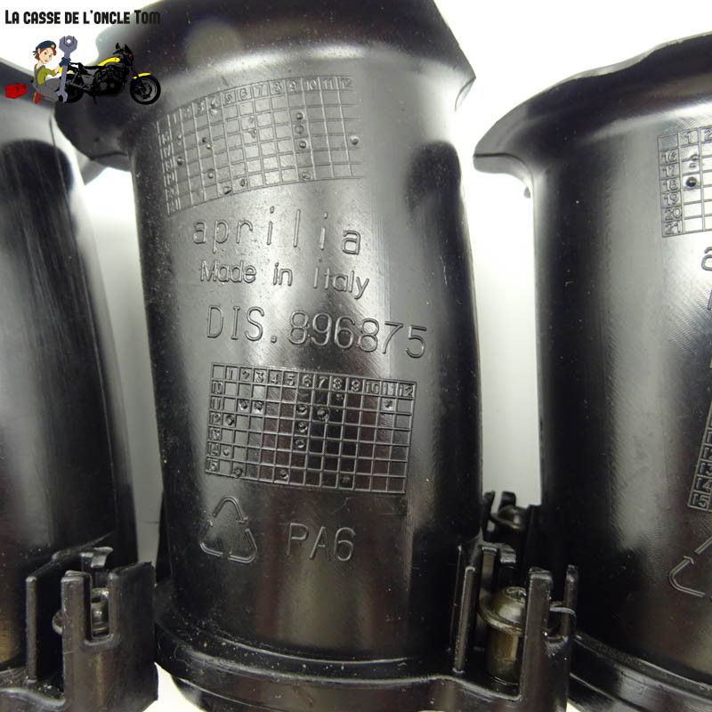 Cornets d'admission  Aprilia 1100 Tuono V4 2022 - CTM-12468-005