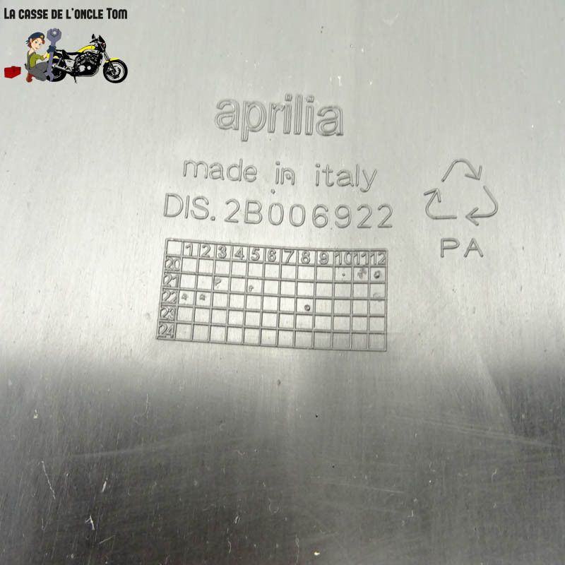 Lèche roue arrière Aprilia 1100 Tuono V4 2022 - CTM-12468-029