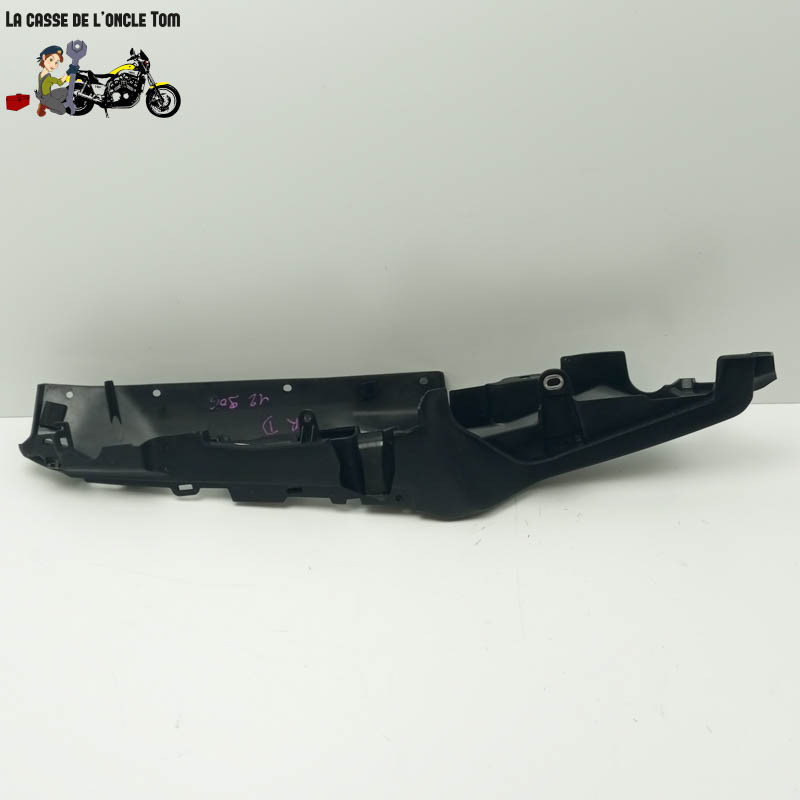 Flanc de carénage droit sous selle  Yamaha 900 Mt-09 tracer 2021 - CTM-12906-021